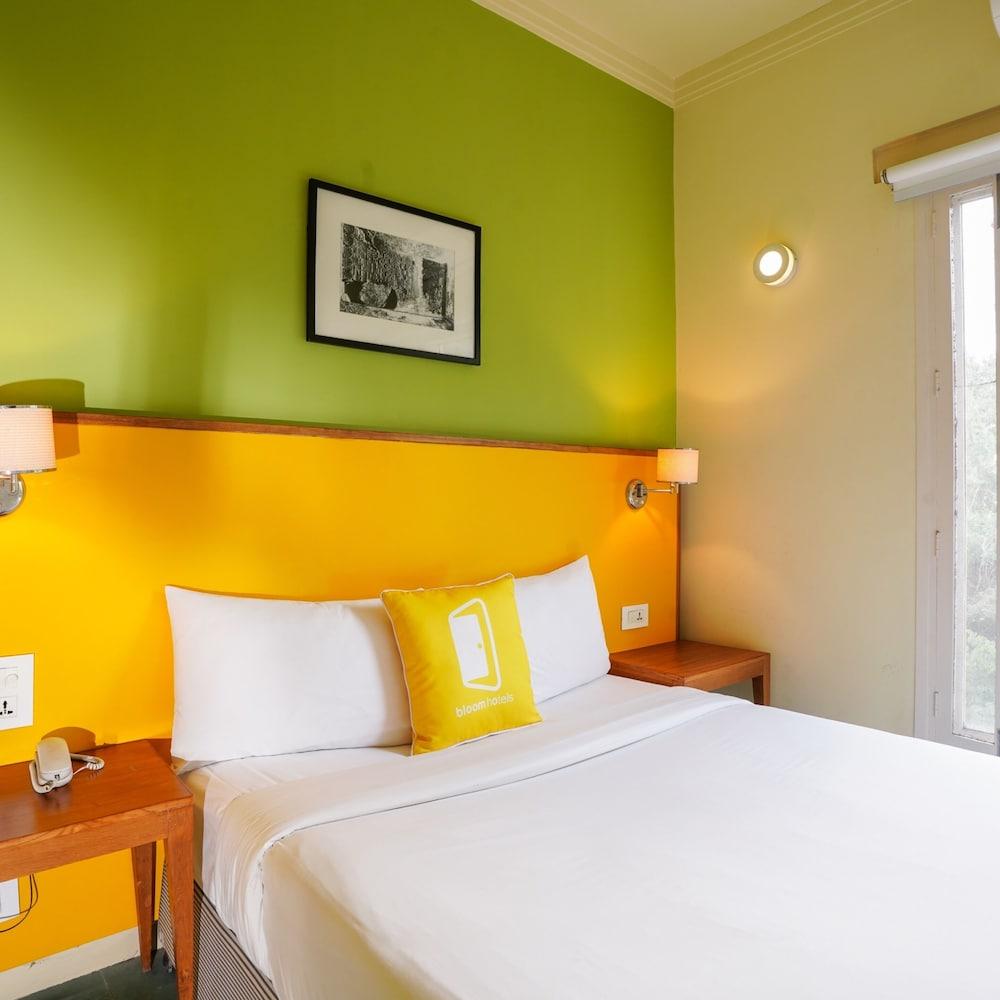 Bloom Boutique - Signature Towers