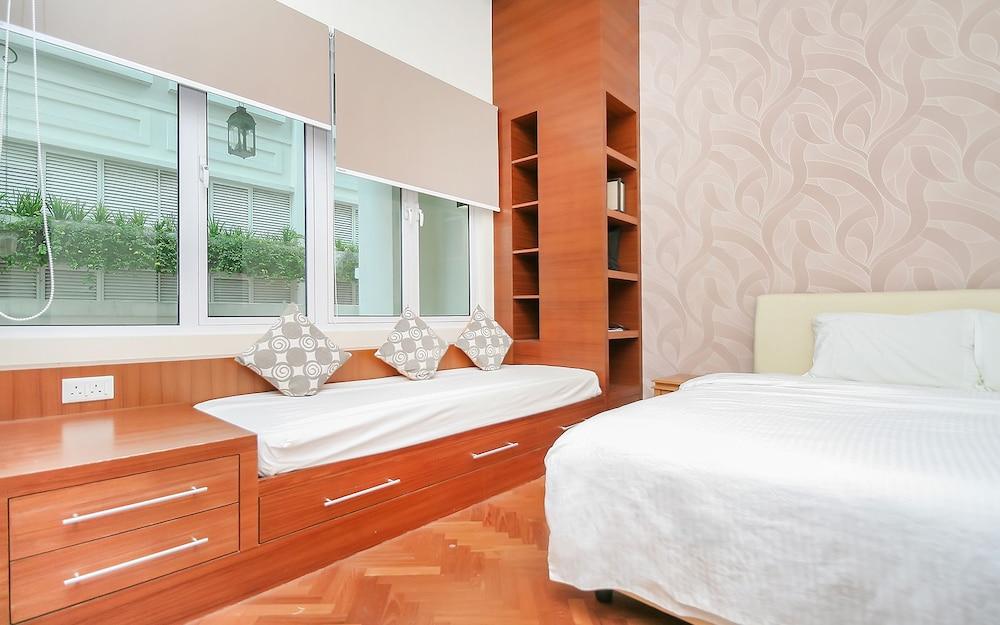 Home Suites by Marina