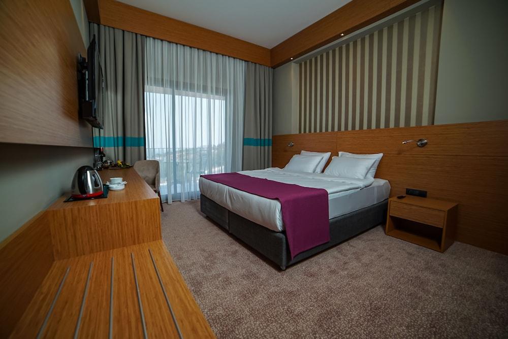 Aya Yorgi Hotel By T