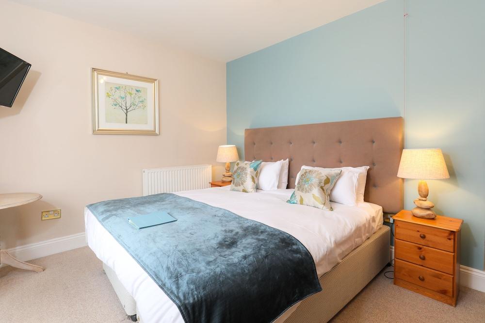 St Andrews Town Hotel