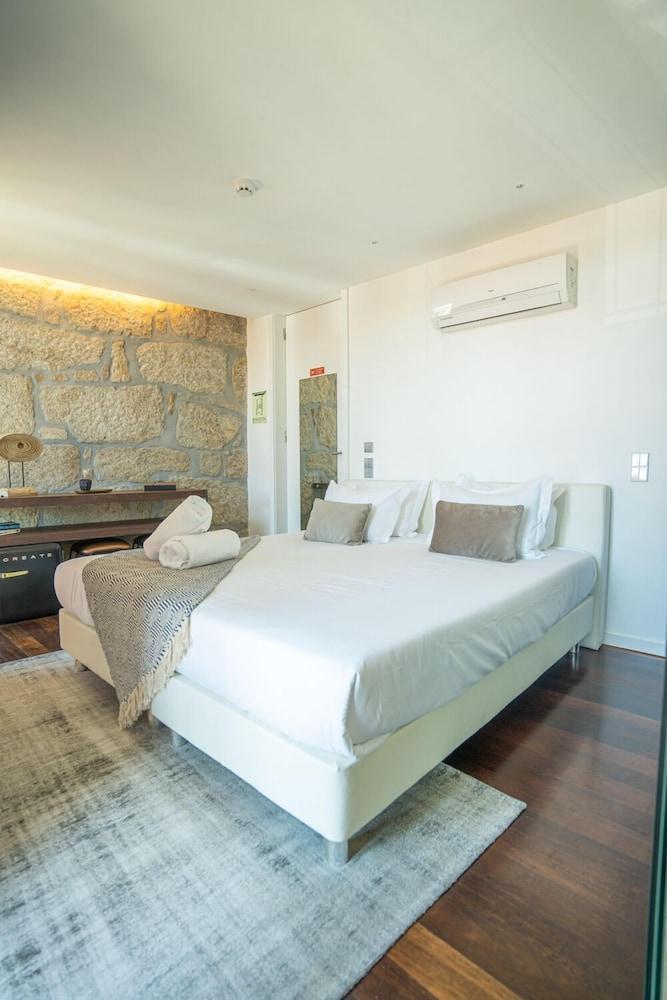 CHARM GH by YoursPorto