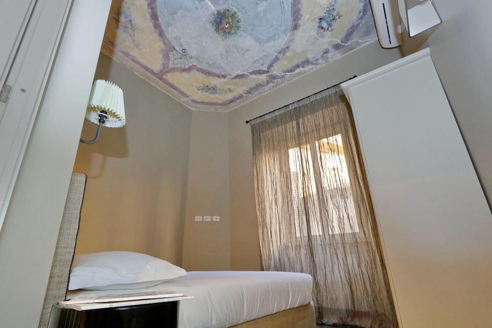 Monti Apartments - My Extra Home