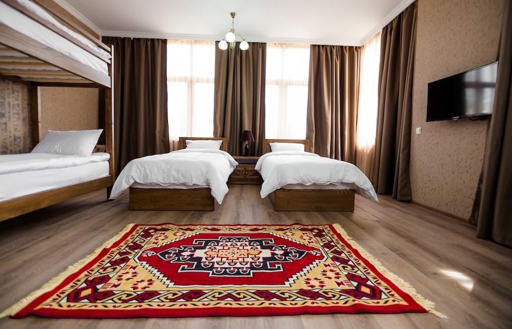 Metekhi's Galavani Hotel