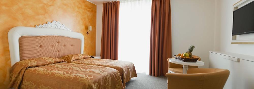 Palace Hotel La Conchiglia D'Oro