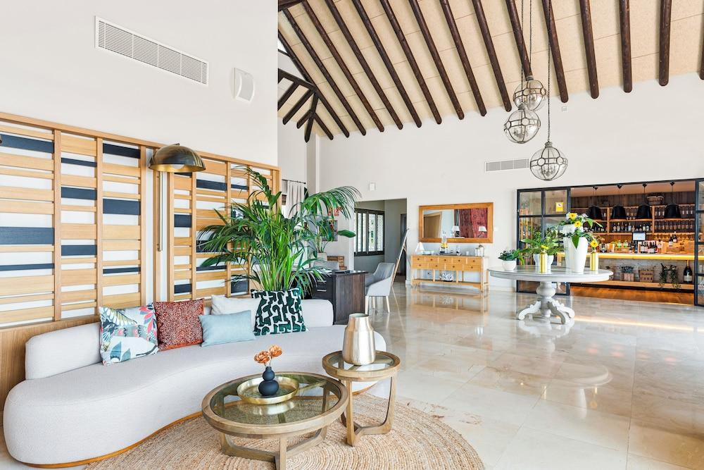 Las Terrazas de Abama Suites