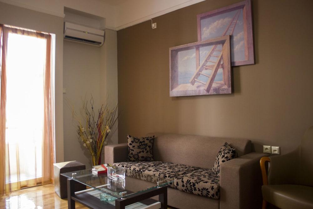 Ambrosia Suites & Aparts