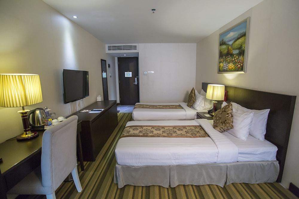 Esperado Lake View Hotel