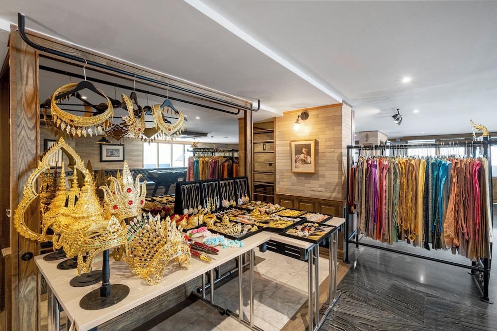 Vince Hotel Pratunam