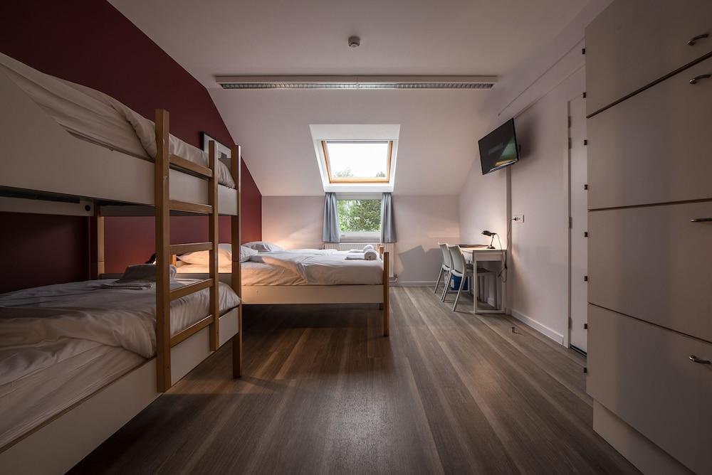 Auberge des 3 Fontaines - Hostel