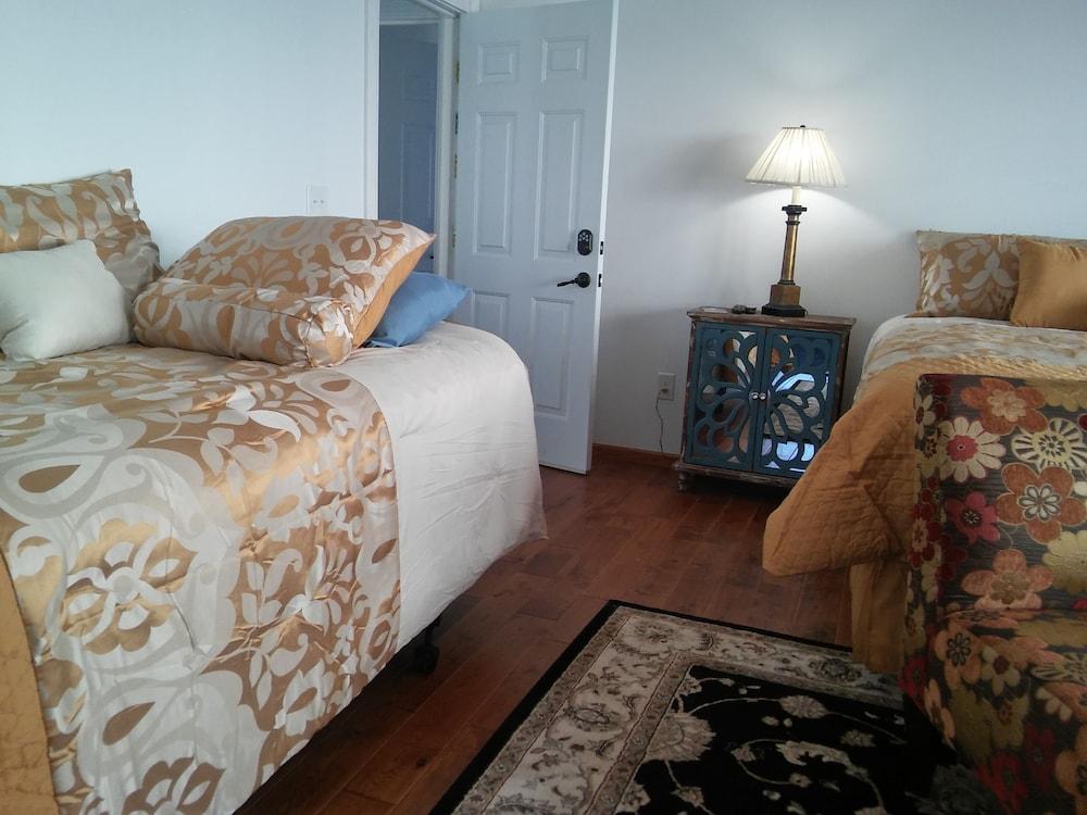 1895 Washington Hotel