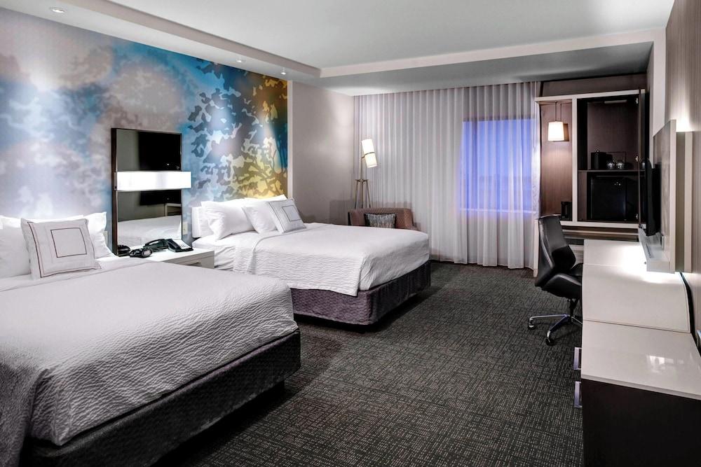 Courtyard Carrollton