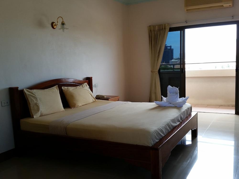 Tassanee Garden Lodge