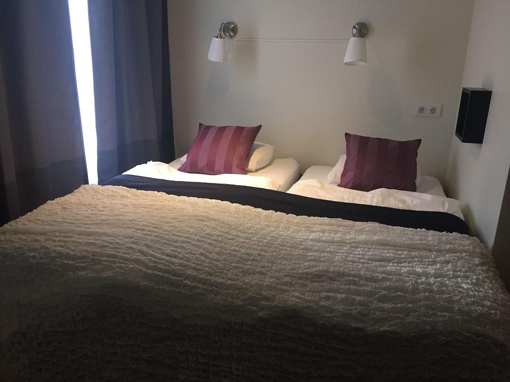 North West Restaurant & Guesthouse