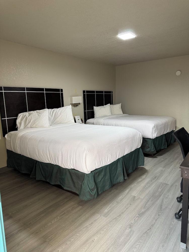 Executive Inn Crystal City