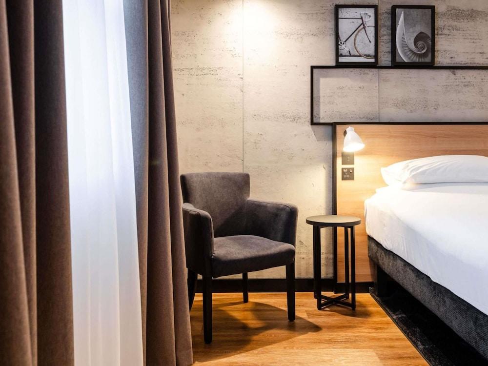 ibis Coleraine Riverside