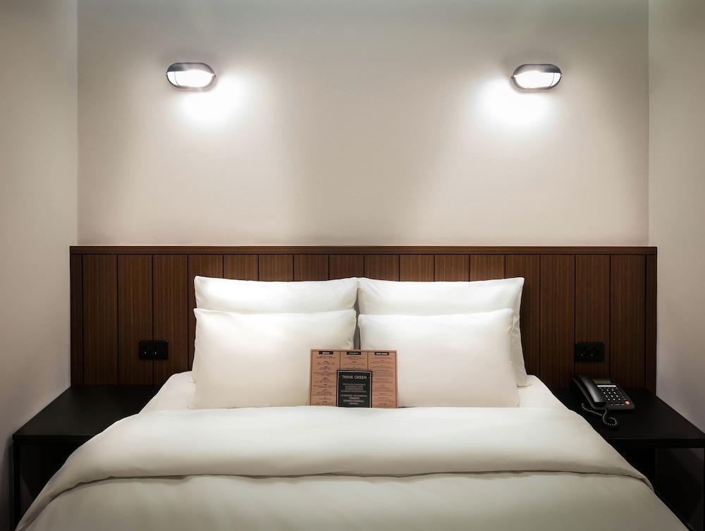 Lumia Hotel Myeongdong