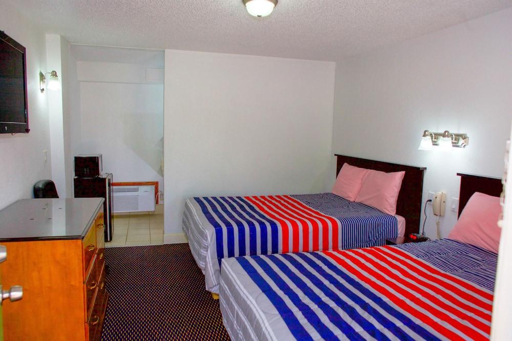 Knights Inn Harrisonville