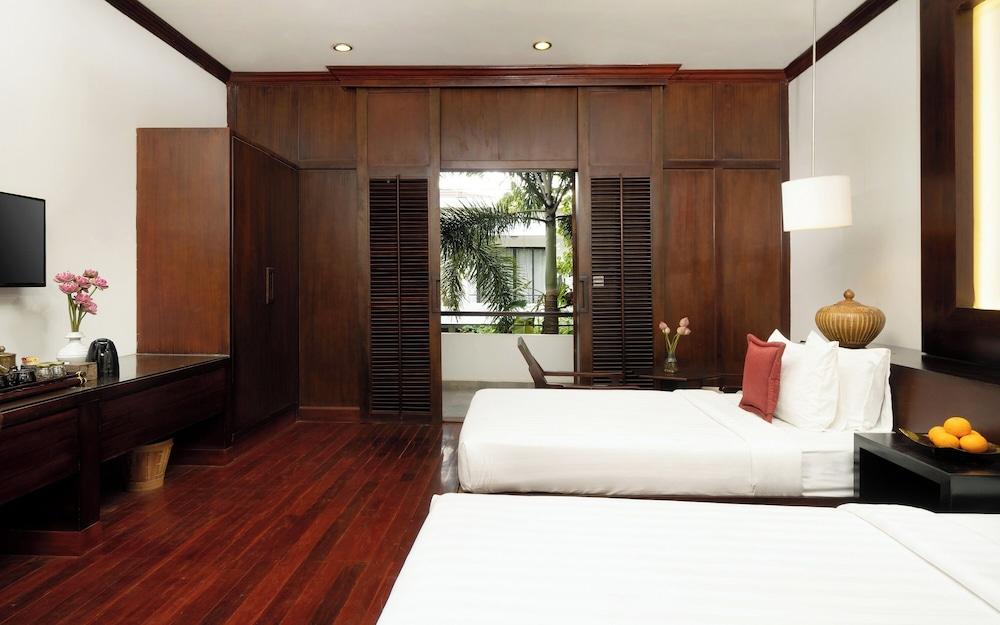 The Moon Residence & Spa