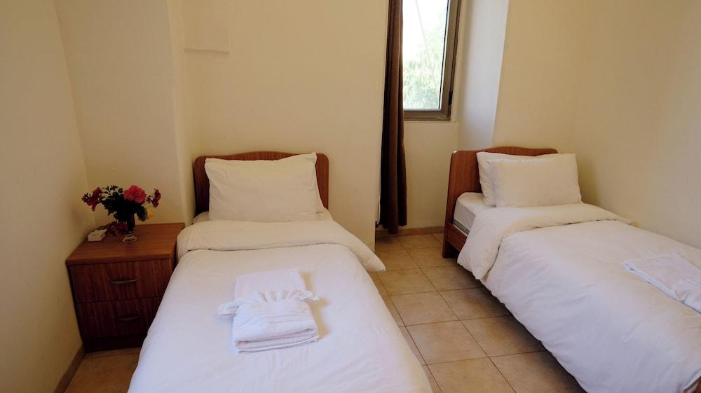 St. George’s Cathedral Pilgrim Guesthouse – Jerusalem