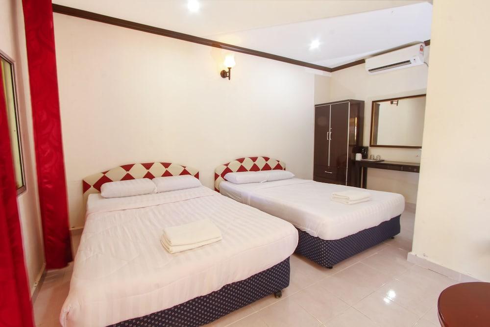 Tanjung Puteri Motel