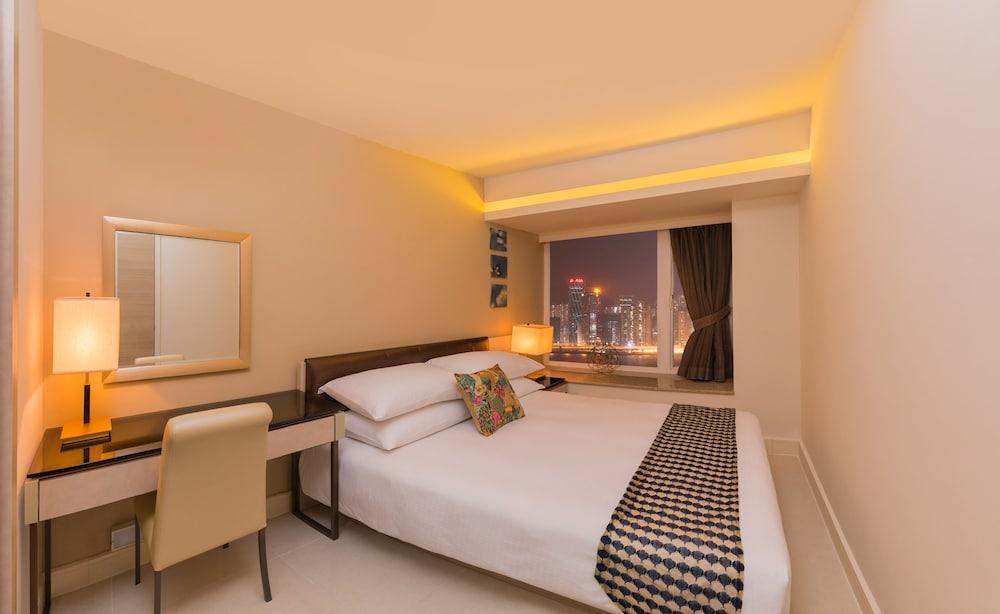 Kowloon Harbourfront Hotel