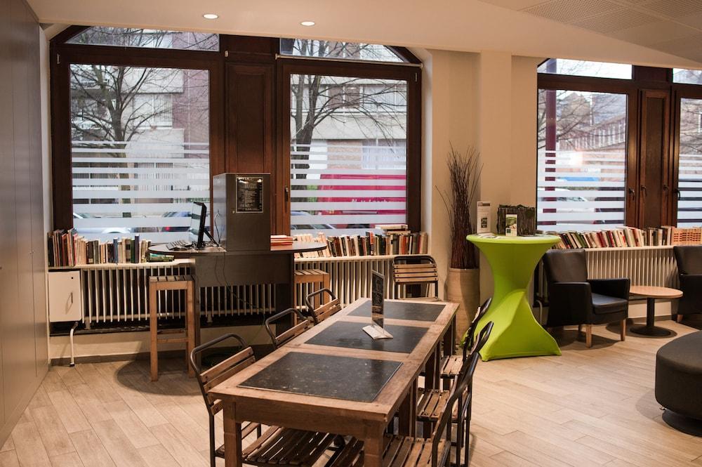 Génération Europe Youth Hostel