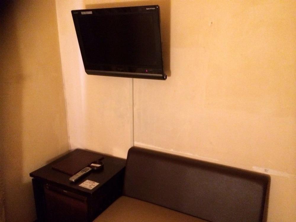 Hotel Ceeds - Adults Only