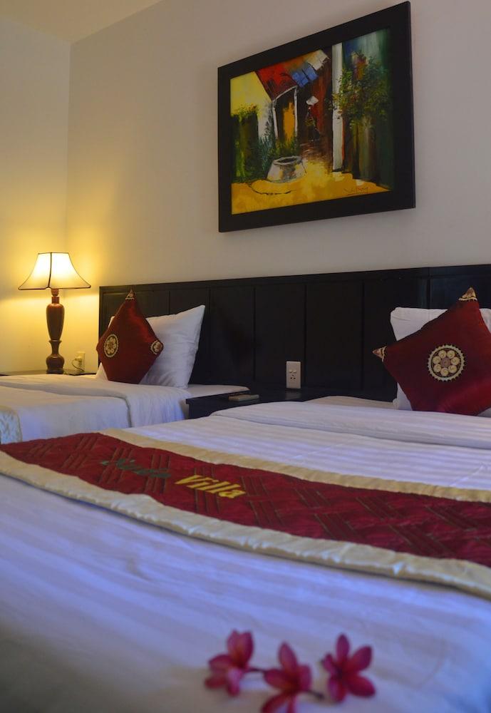 Hoi An Red Frangipani Villa