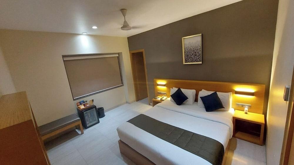 Hotel Suba Elite Vadodara