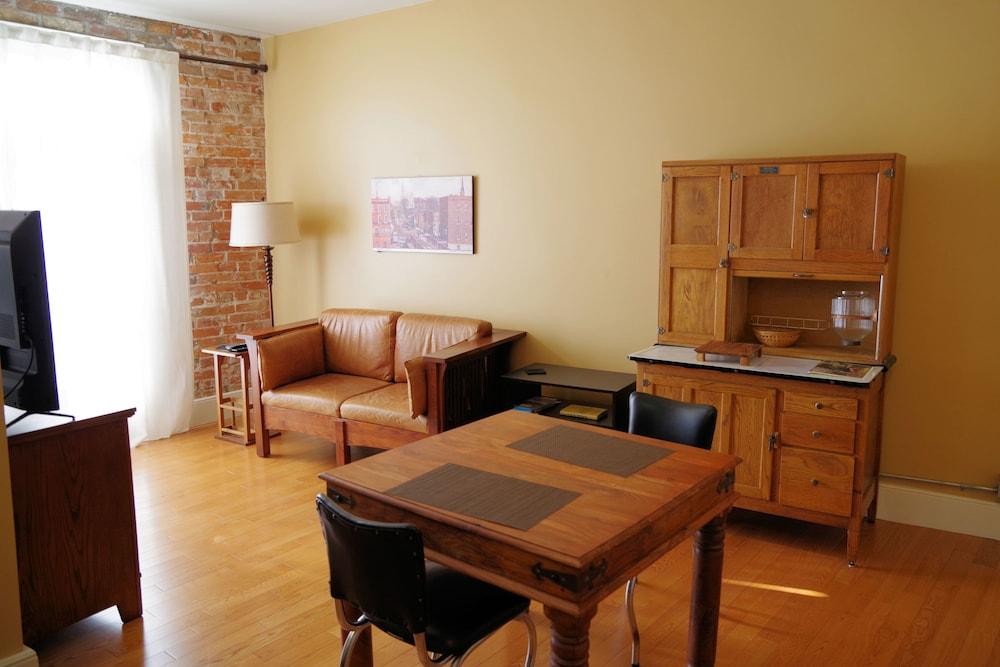 In Season Guest Suite