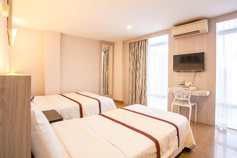 Lavender Inn Nusa Bestari