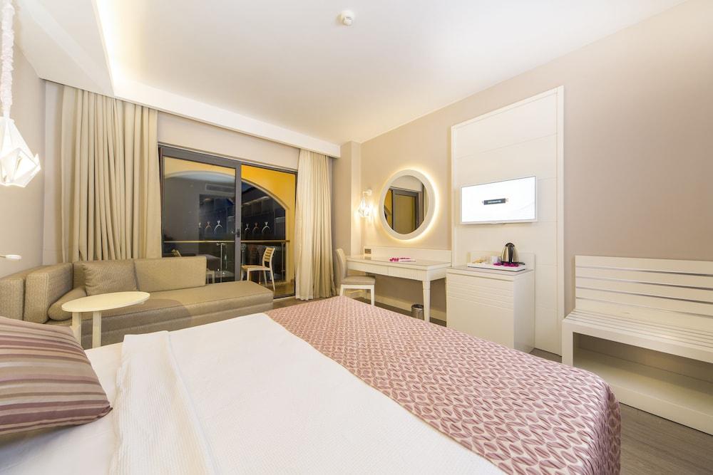 Diamond Premium Hotel & Spa