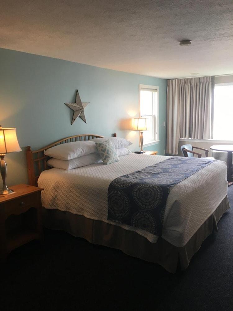 The Cutty Sark Motel