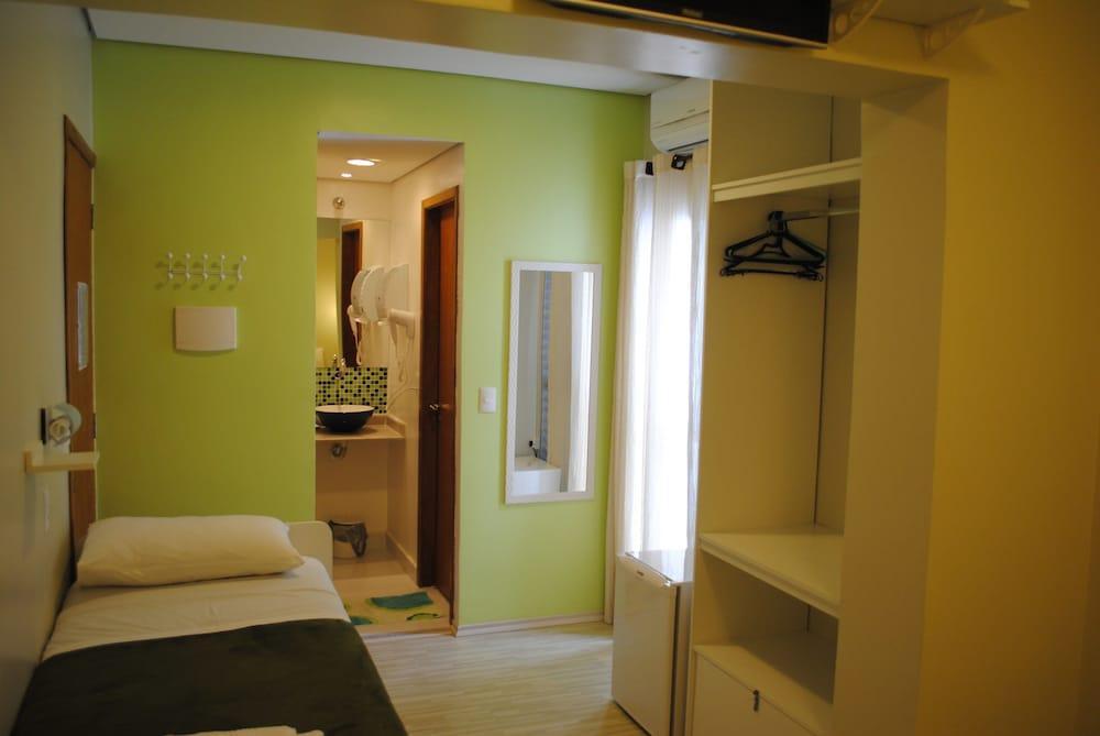 Brazilodge All Suites Hostel