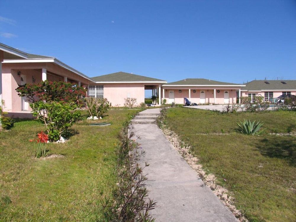 Love At First Sight Hotel