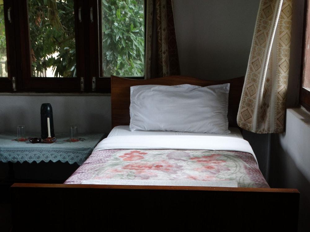 Nepal Wildlife Resort