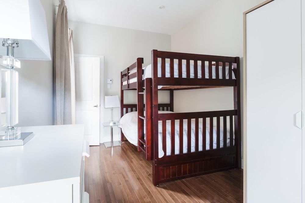 MTLVacationRentals - The FabFour