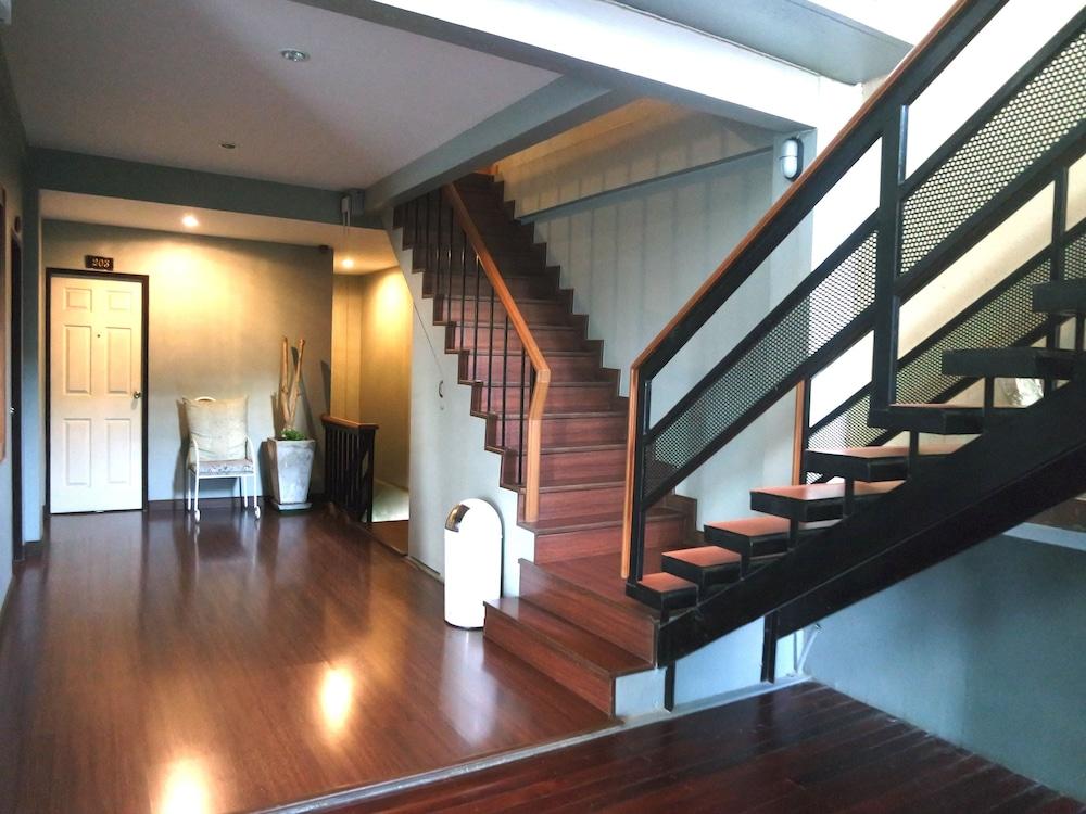 Baan Term Fun Saensuk