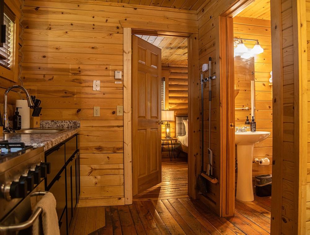 High Creek Lodge & Cabins