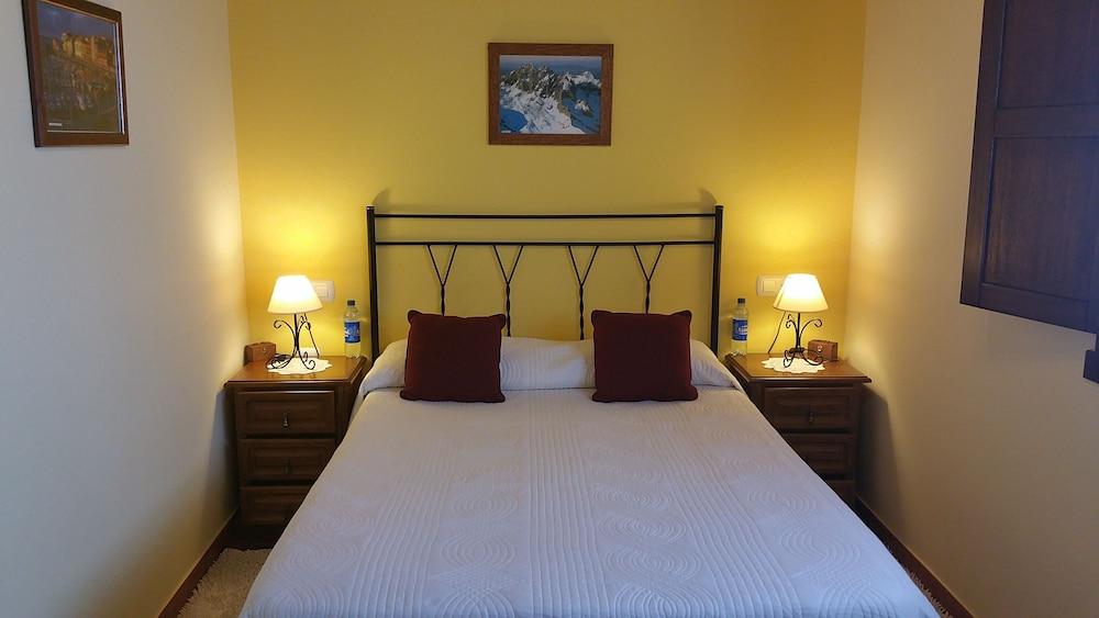 Casa De Aldea El Frade