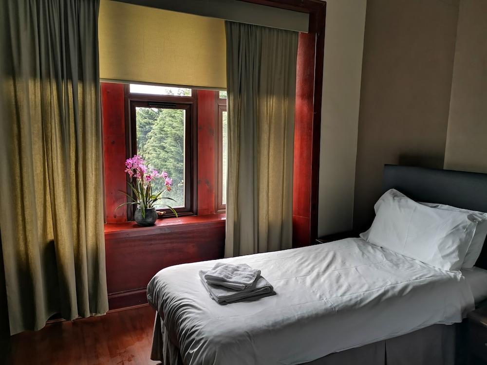 Fullarton Park Hotel