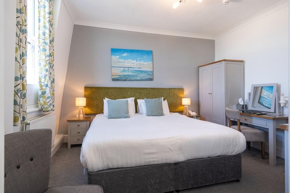 The Cliff Hotel & Spa