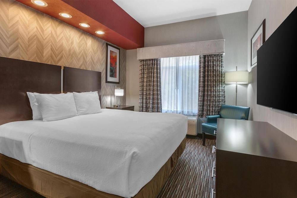 Best Western Plus Gallup Inn & Suites