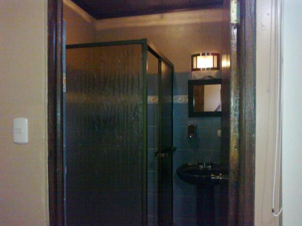 Charly's Place Hotel