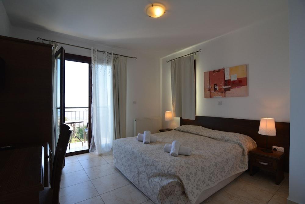 Palates Village Hotel