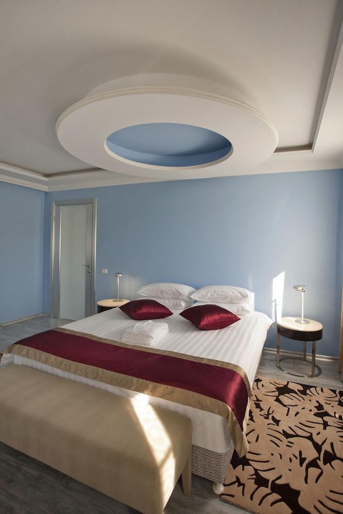 TISHINA Boutique Hotel