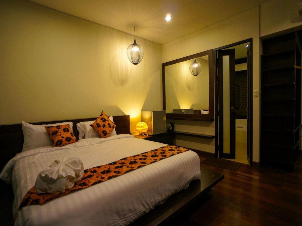 Naraya Riverside Resort