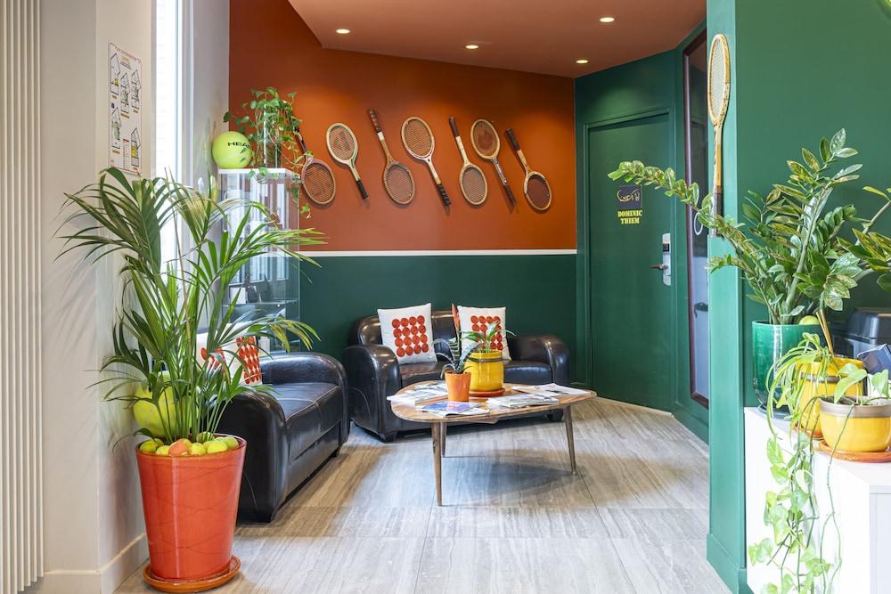 Hotel Olympic Paris Boulogne by Patrick Hayat