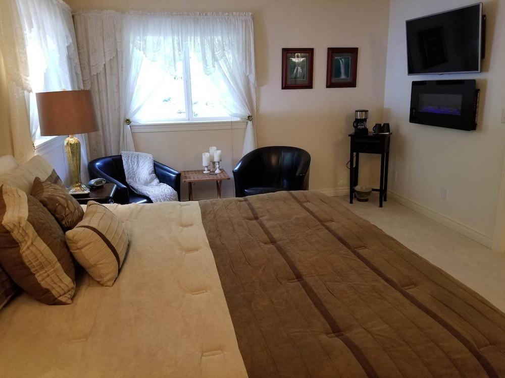 Fox Den Bed and Breakfast