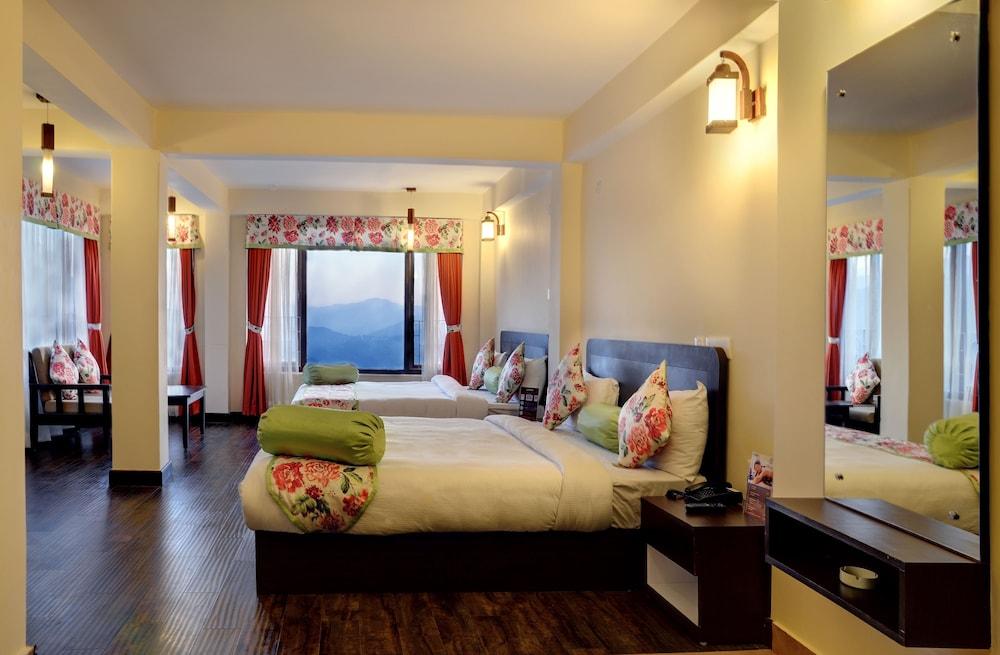 Summit Namnang Courtyard & Spa